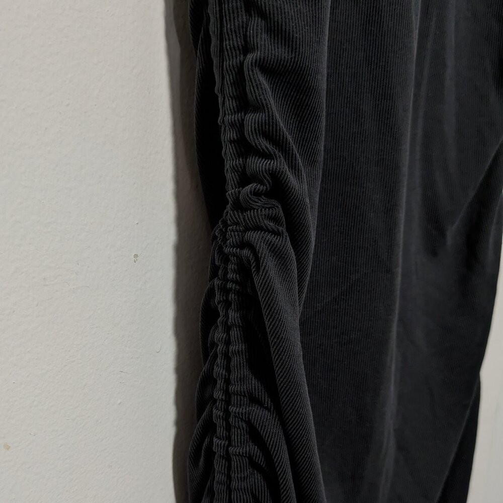 Love Tree BodyCon Rouched Dress - Picture 4 of 5